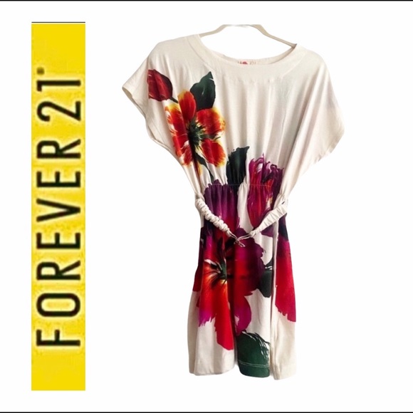 🍒Gorgeous Floral Dress with belt - Picture 1 of 12